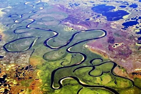 Остров Ямал — это место для тех, кто привык к комфортной жизни. Здесь всё сделано для того, чтобы отдыхать здесь было максимально комфортно и безопасно.