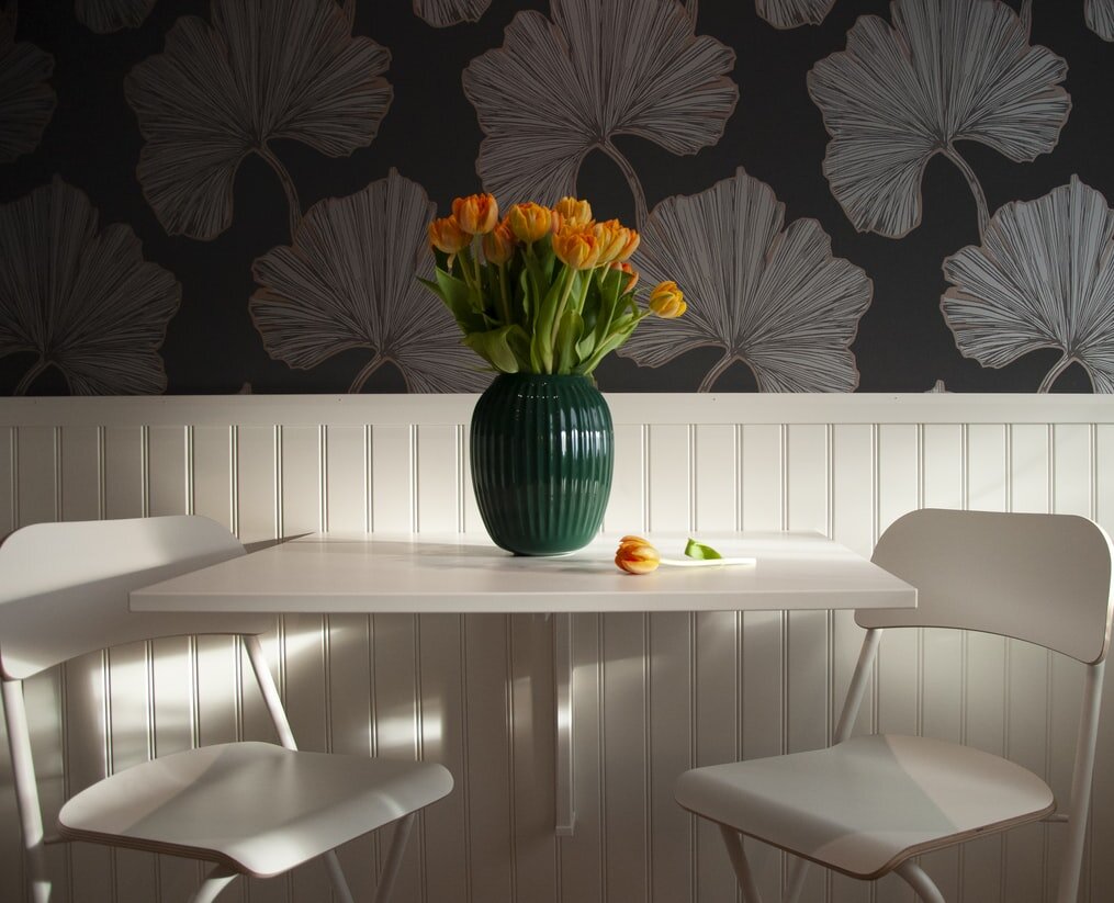 Интерьер, собранный из товаров ИКЕА. Фото unsplash.com