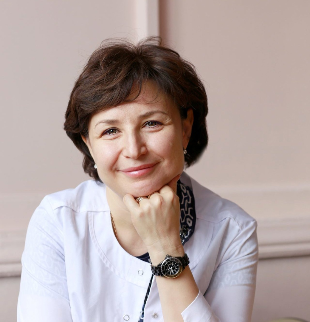 Ирена Шливко - доктор медицинских наук, заведующий кафедрой кожных и венерических болезней, руководитель Научно-практического центра диагностики и лечения опухолей кожи Университетской клиники ПИМУ