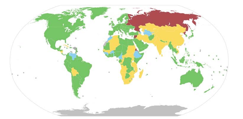 Результаты голосования в ООН по осуждению действий России. красный цвет - "против", зеленый цвет - "за", желтый цвет - "воздержались", голубой цвет - не участвовали в голосовании.