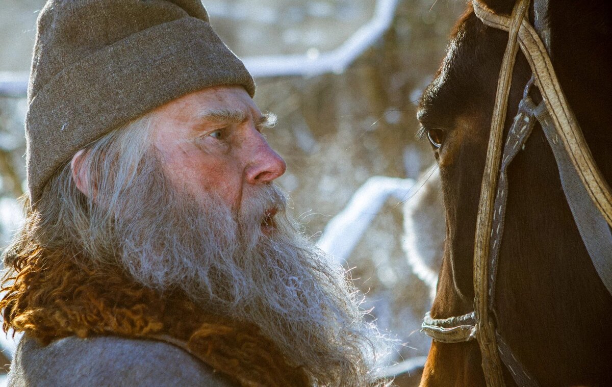 Владимир Васильевич Гостюхин в роли деда Луки. Кадр из фильма "Излечить страх". Изображение взято из свободных источников