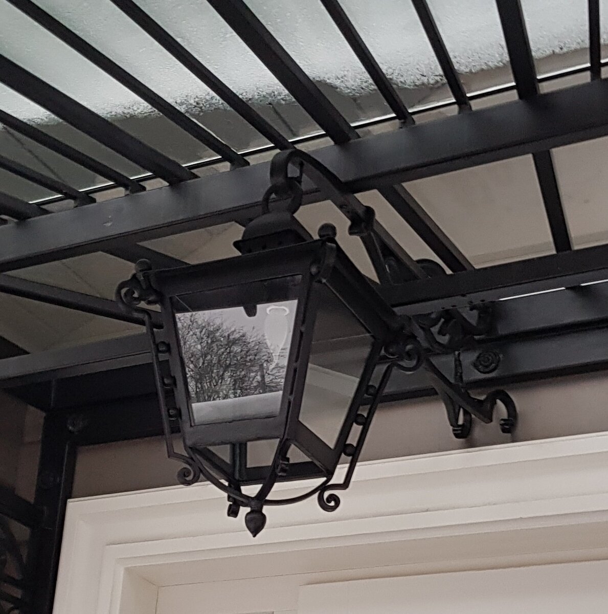 #фонарь #кованыйфонарь #люстра #кованаялюстра #бра #кованоебра #торшер #кованыйторшер #ковка #кузницавелунд #ковканазаказ #художественнаяковка #горячаяковка #кованоеизделие #ручнаяковка #эксклюзивнаяковка