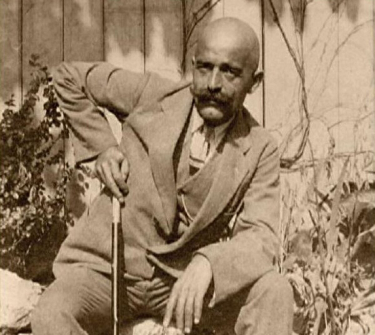 Гуджиев. Лентахантсамин гуджиев. Лентахантсамин гуджиев. Гуджиев. Гуджиев.