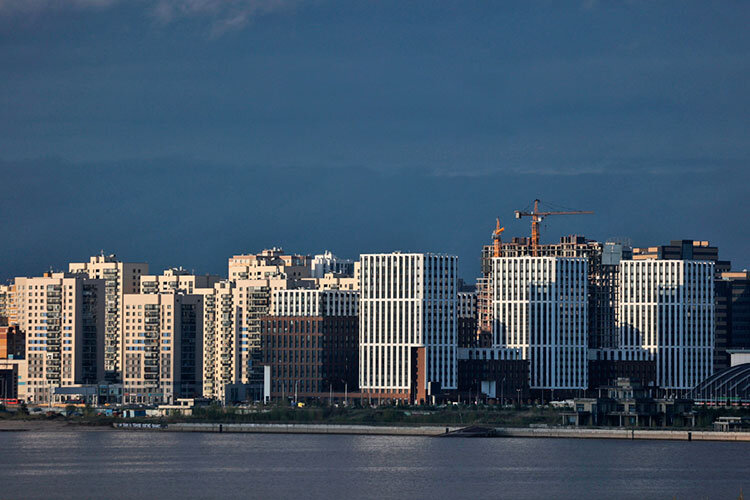 Конец июля отметился первым за три года снижением цены квадратного метра на рынке жилой недвижимости Казани и Татарстана. Фото: «БИЗНЕС Online»