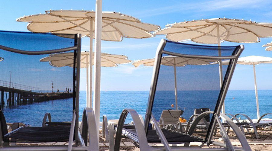 Пляжная инфраструктура // Фото: Туристический портал Республики Крым, Сергей Коршунов