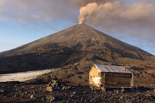    Пять туристов погибли на Камчатке при восхождении на Ключевскую сопку