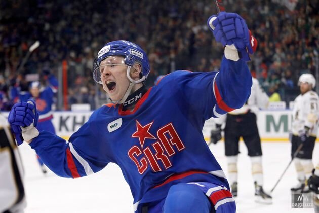    Игрок команды СКА Дмитрий Бучельников радуется забитой шайбе Дарья Драй © ИА REGNUM