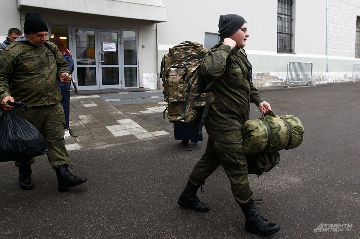    Маньяки в окопе. Какие фейки о мобилизации в РФ распространяют украинцы