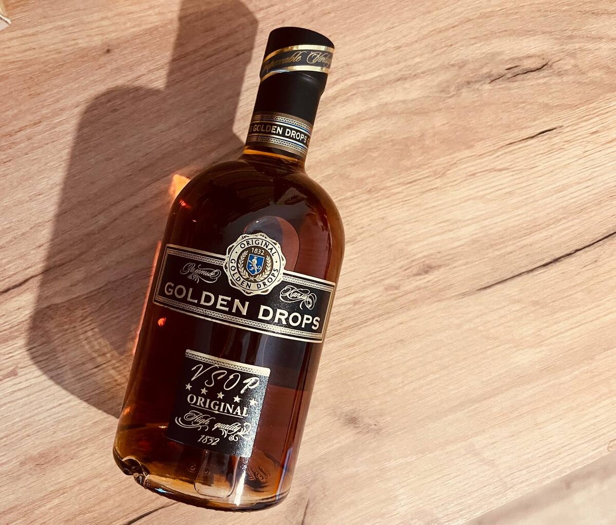 Коньяк Golden Drops («Голден Дропс»)