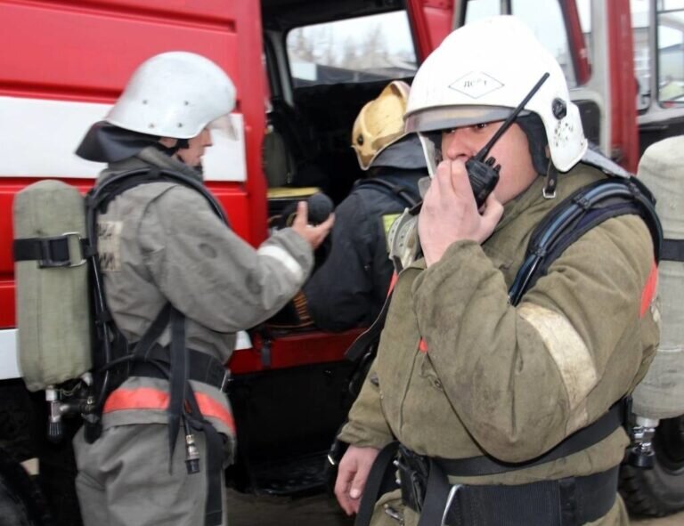    В центре Оренбурга ликвидировали пожар в частном жилом доме на улице Пугачевской Андрей Севостьянов