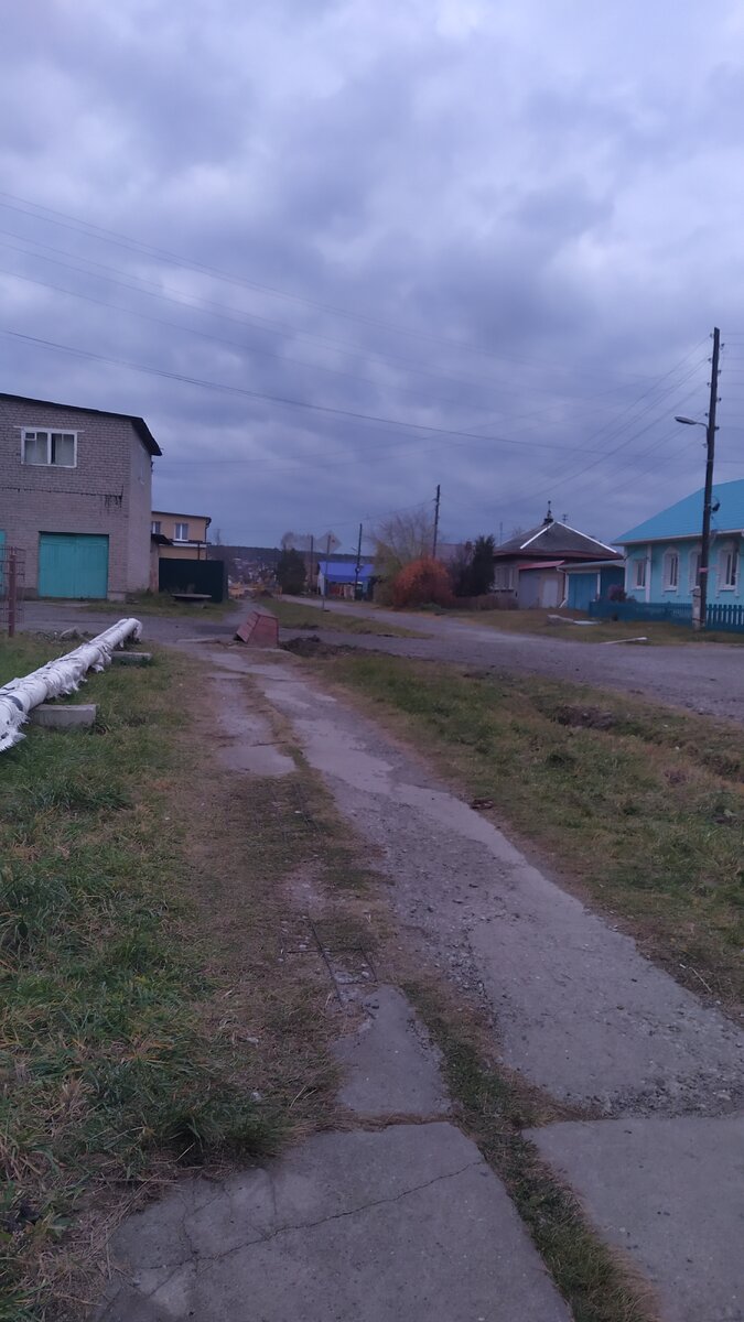 Облака явно говорят о том, что будет снег или дождь