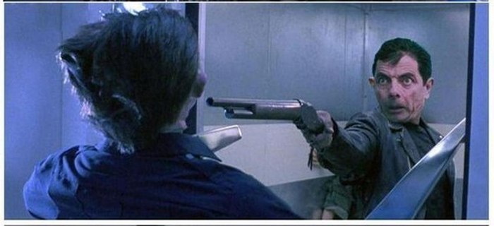 выражение лица такое, будто голову кому-то разнёс. А, ну да...