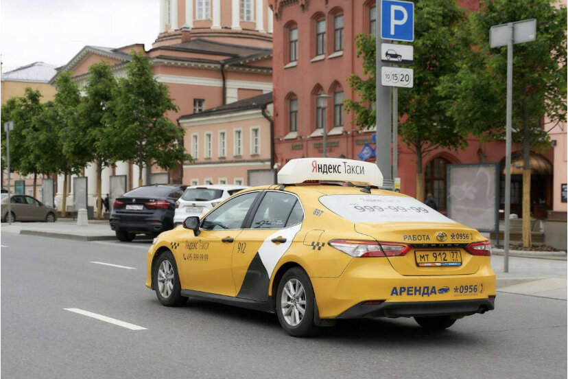 Наверняка уже ни для кого не секрет, что цена на поездки по тарифу эконом стоят практически также как и цены на бизнесе, но давайте разберемся…