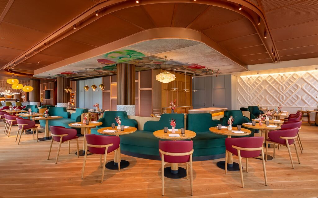 Интерьер ресторана Shagal в отеле Mövenpick Moscow Taganskaya