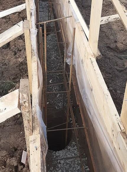 Лента и сваи