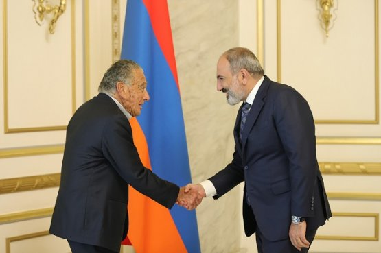 Фото с сайта primeminister.am