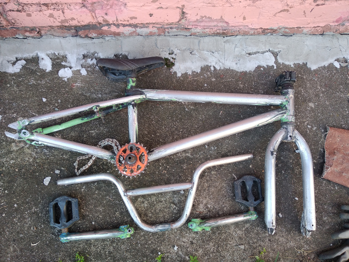 (Мне было лень его дочистить)