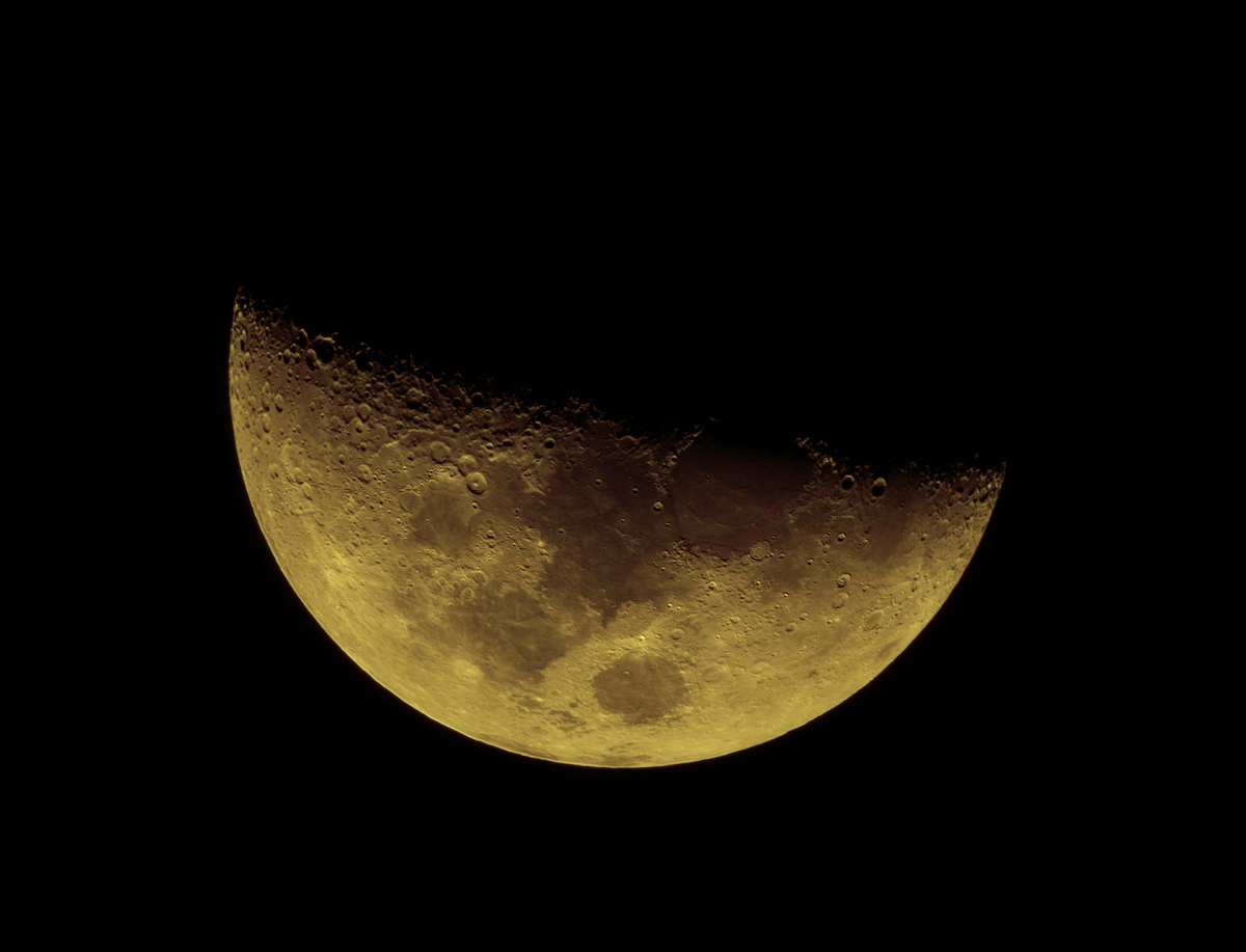 Луна бесплатное видео. Рост Луны. Луна астрономия. Полнолуние 9 октября 2022. Луна в октябре 2022.