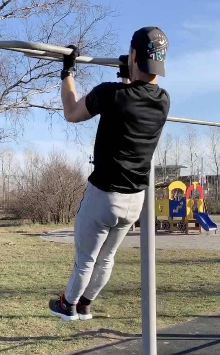 Чинапы - подтягивания обратным хватом