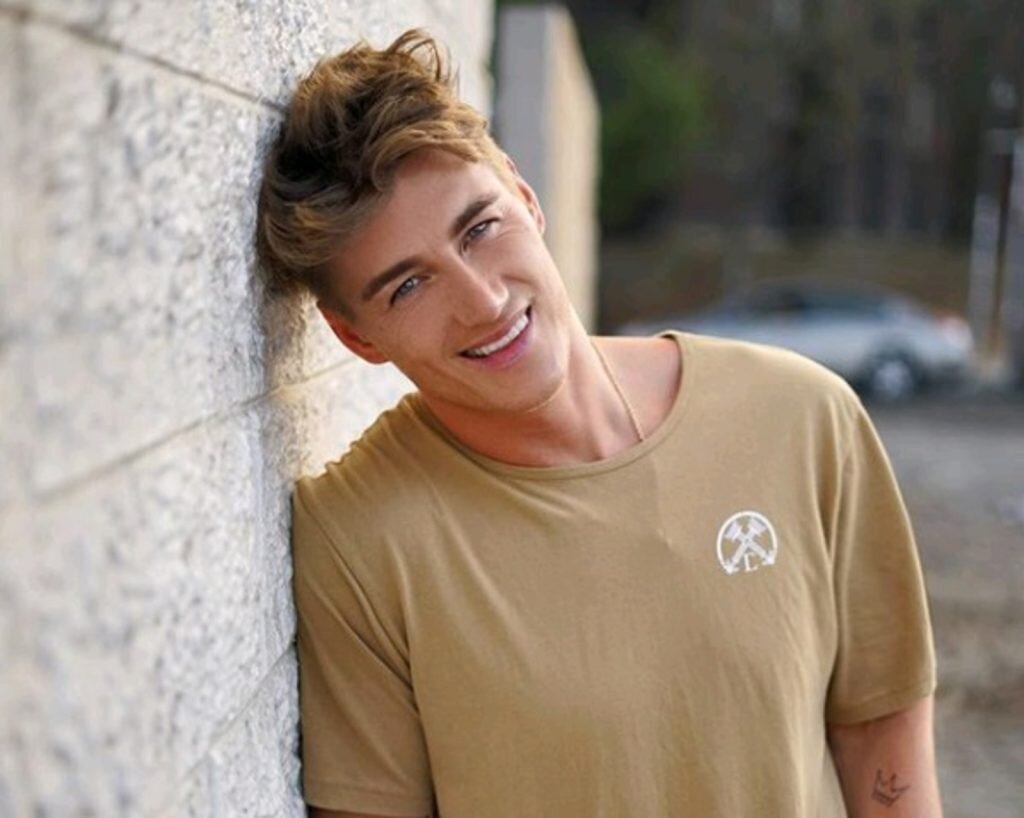    соцсети Эля Иванцова