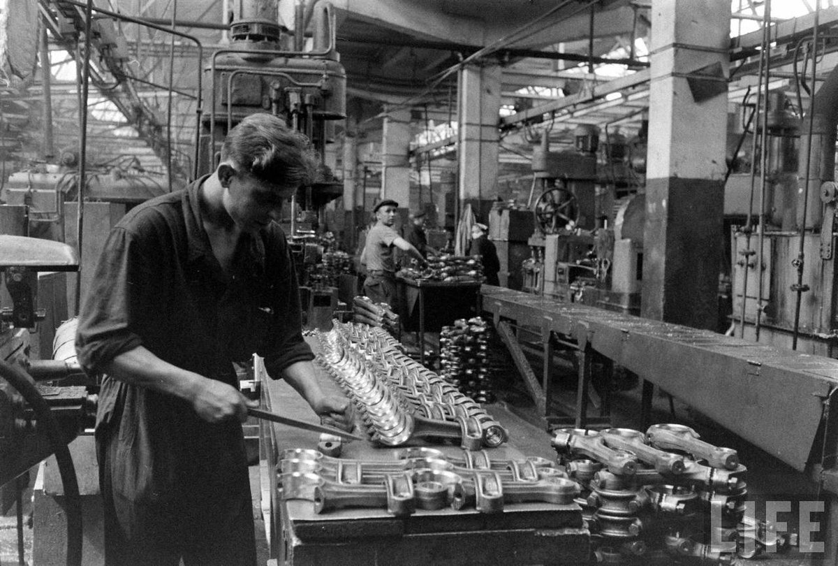 У каждого этапа, у каждой манипуляции, у каждой детали - были свои ГОСТы.