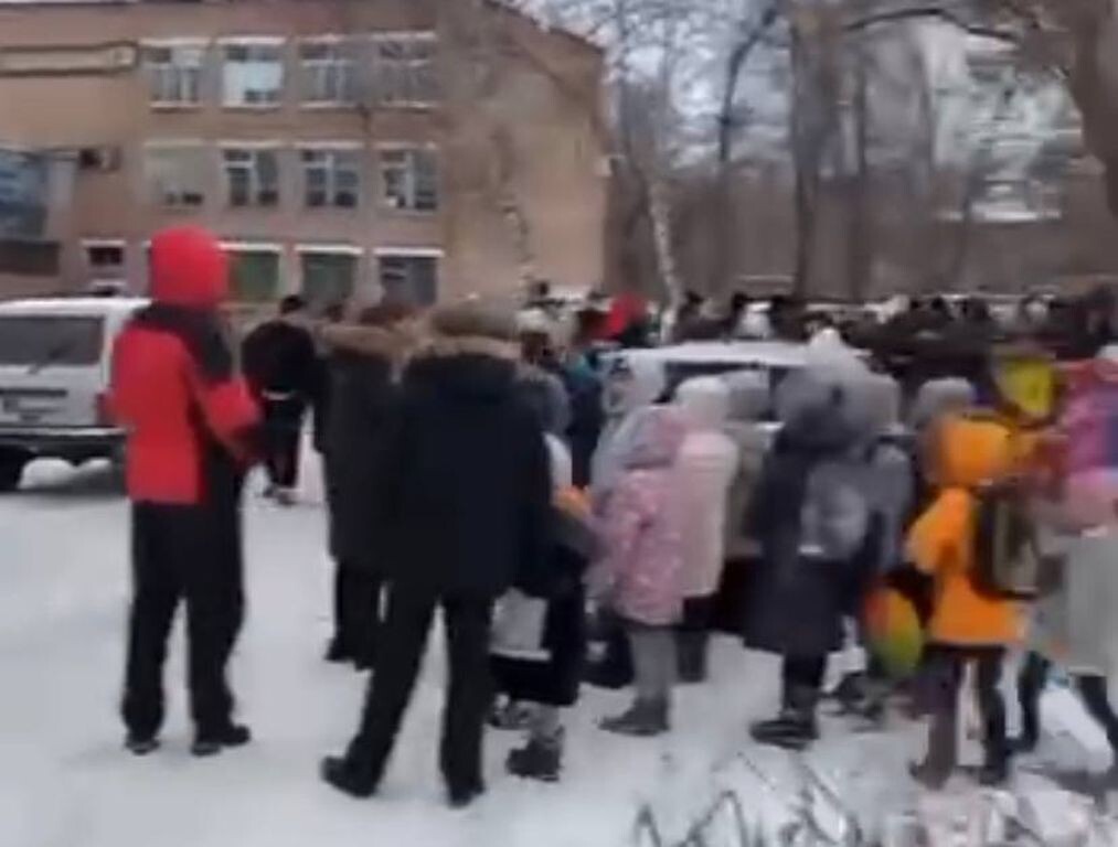    В администрациях Бугуруслана и Сорочинска не подтвердили информацию о сообщениях о минировании школ и детских садов