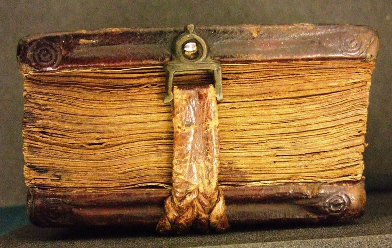 Книга-сундучок.