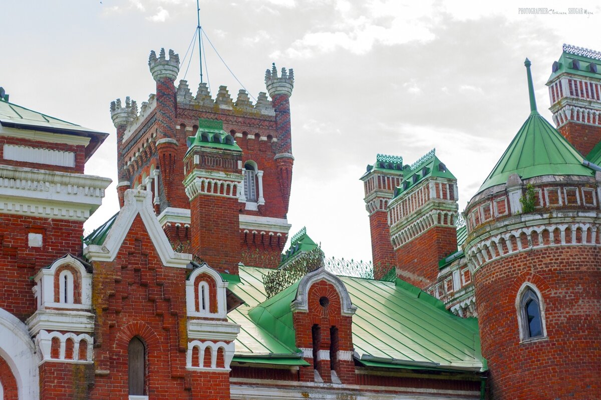 Шереметьевский замок нижегородская. Замок Шереметева. Новгород замок. Нижний Новгород новый год 2023. Нижний Новгород новый год.