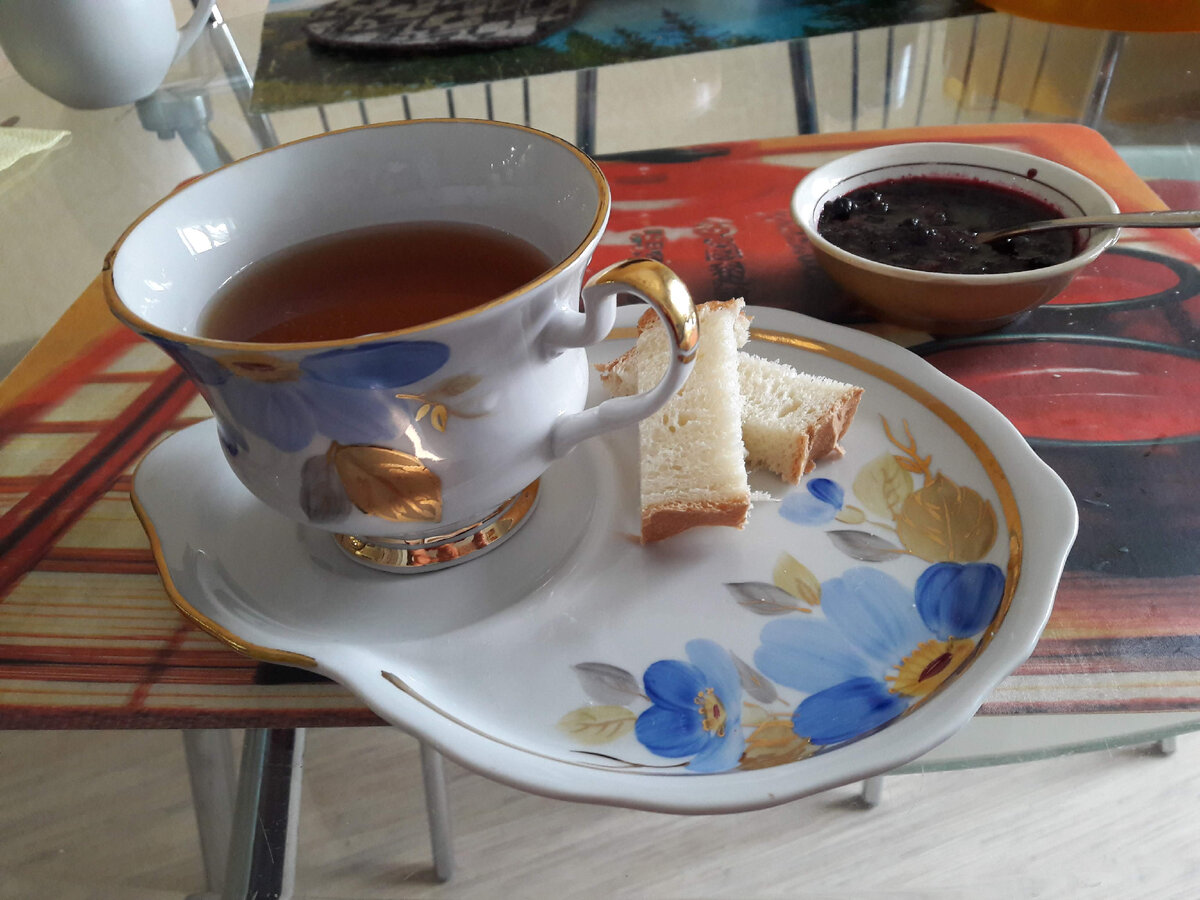 та самая чашка