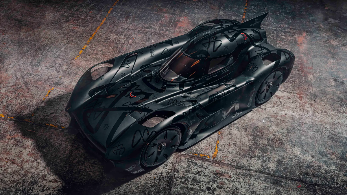 Источник: https://www.topgear.com/  На фото: первая трековая версия.