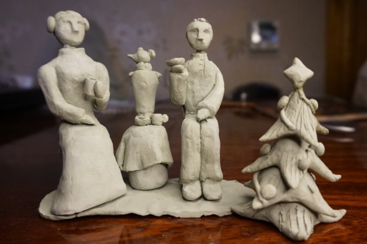    Проходит выставка «Новогодний калейдоскоп талантов»