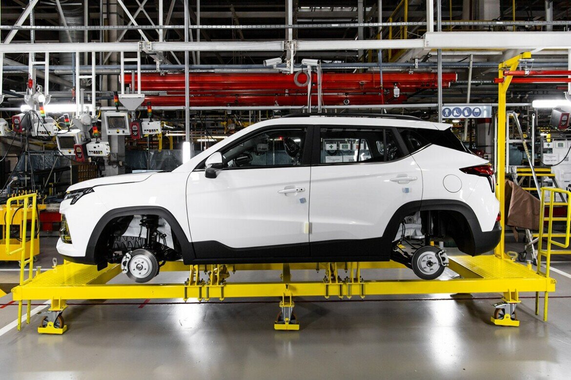 ​Модель «Москвича» собирается на базе китайского JAC JS4. Фото: mos.ru