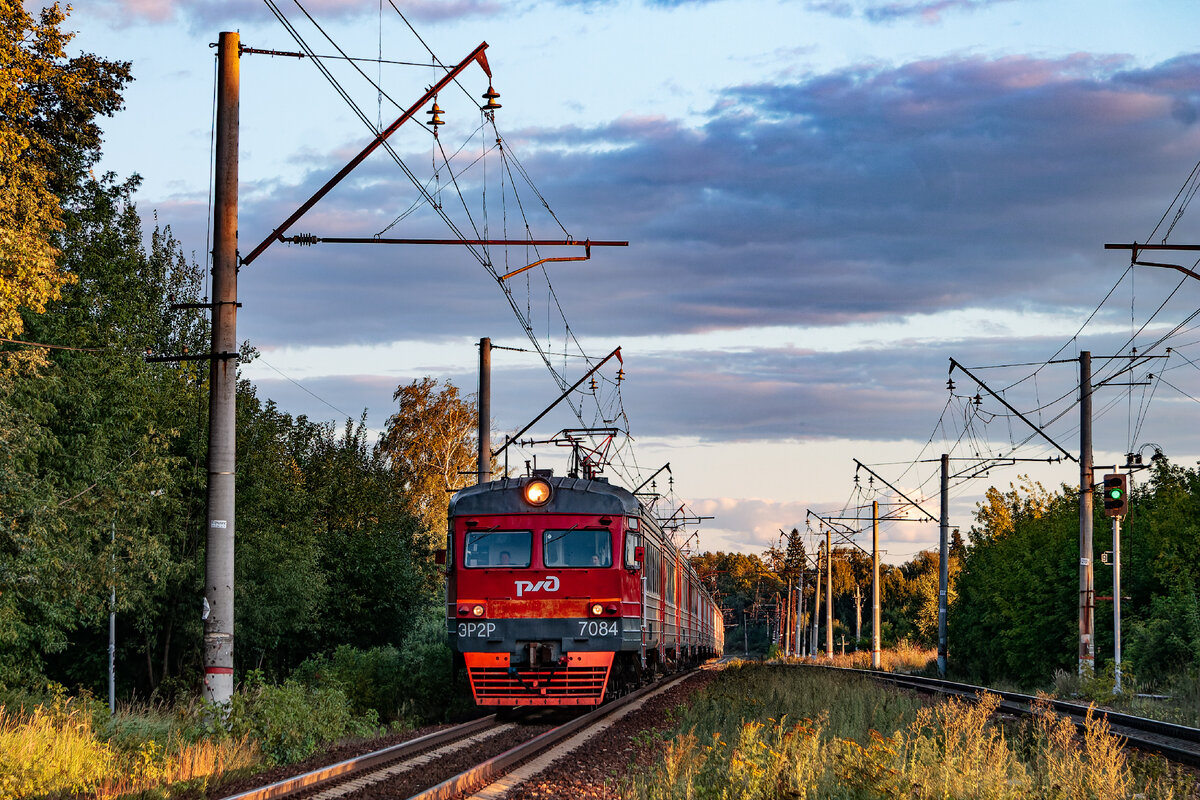 ЭР2Р-7084, перегон Икша-Яхрома, август 2018 года