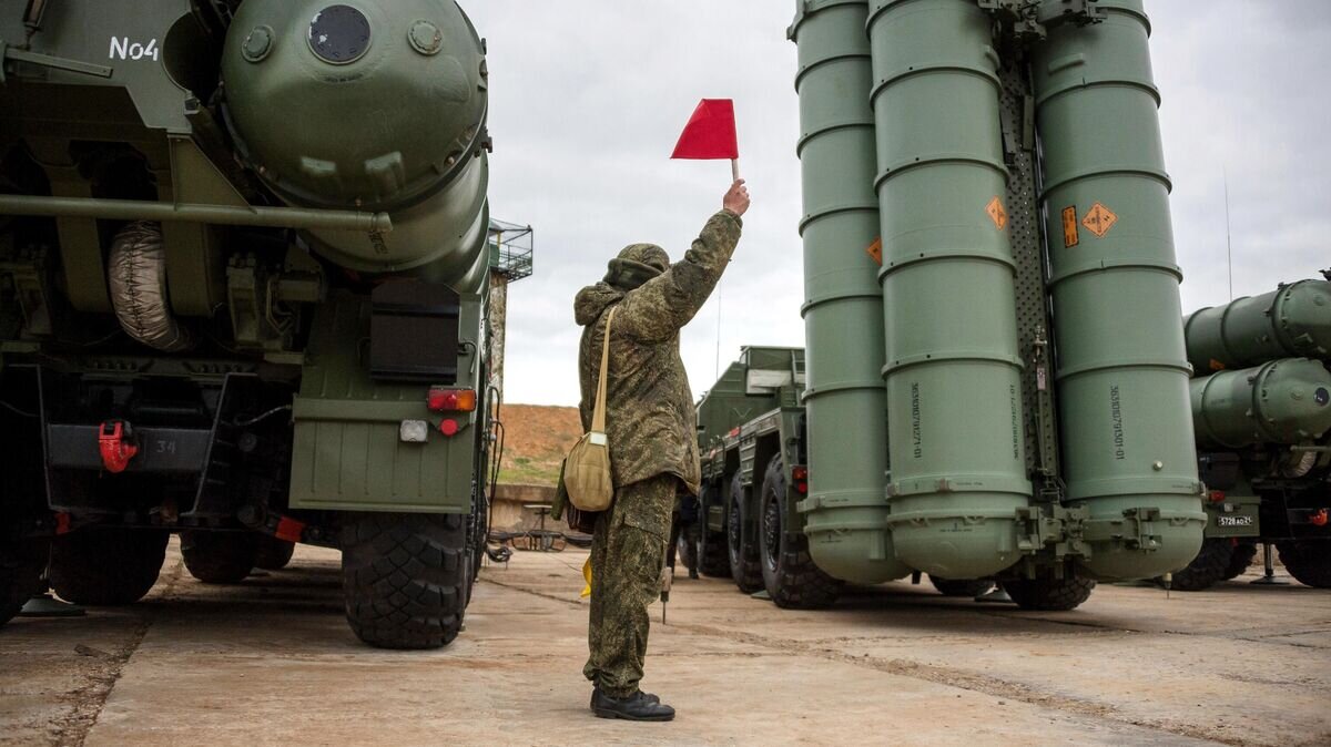    Комплекс ПВО С-400 "Триумф" © РИА Новости / Алексей Мальгавко