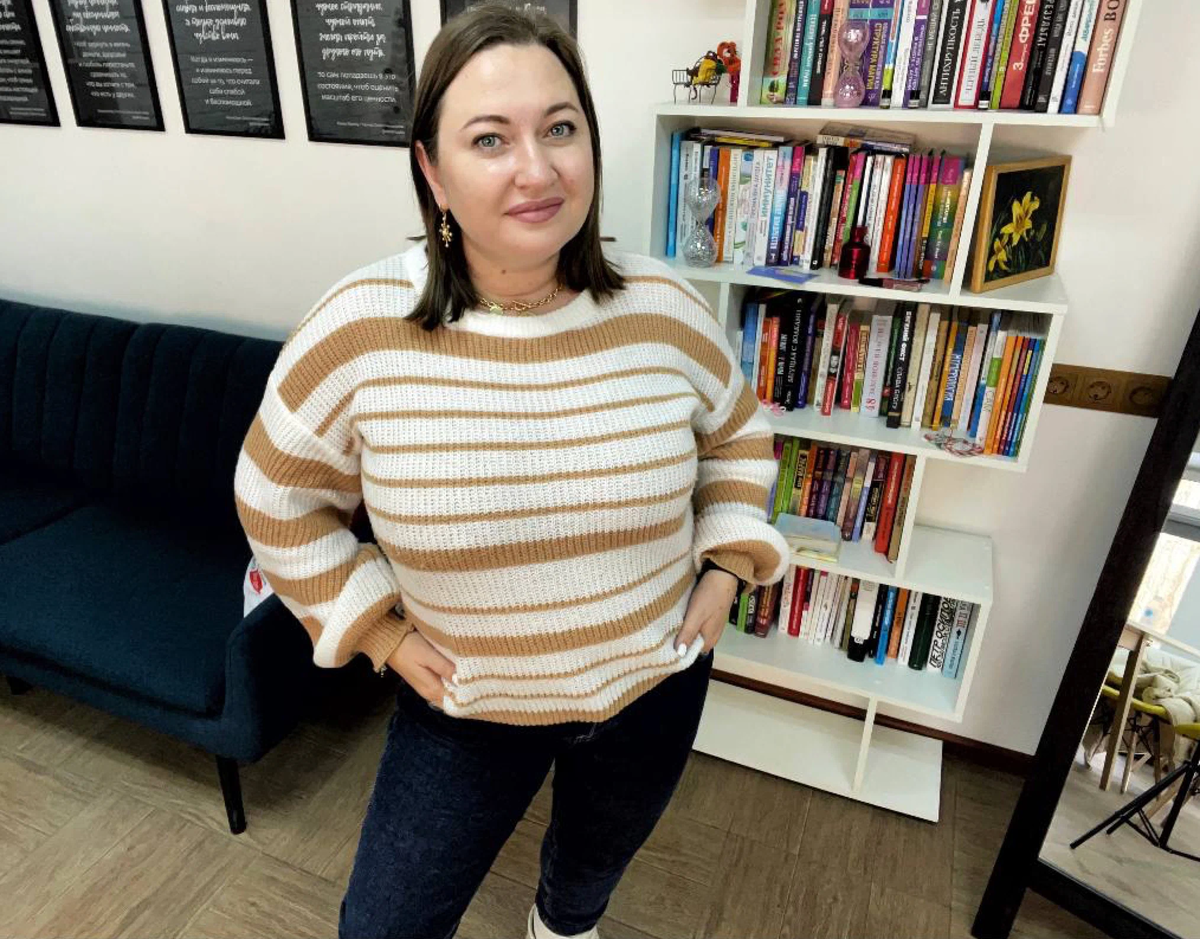 Фото женщины, которая научит вас "зарабатывать".