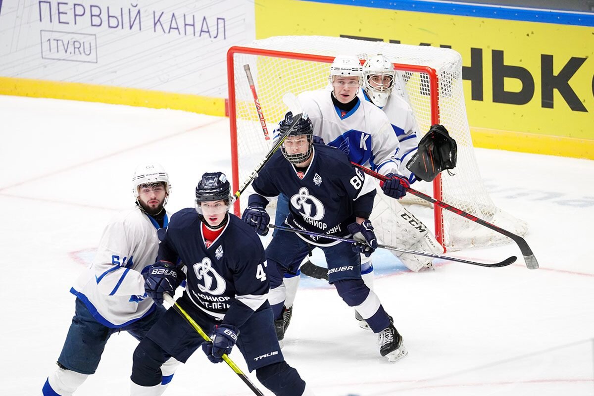 Повторная встреча «Тверичей» с «Динамо-Юниор» завершилась победой хозяев льда со счетом 6:1.