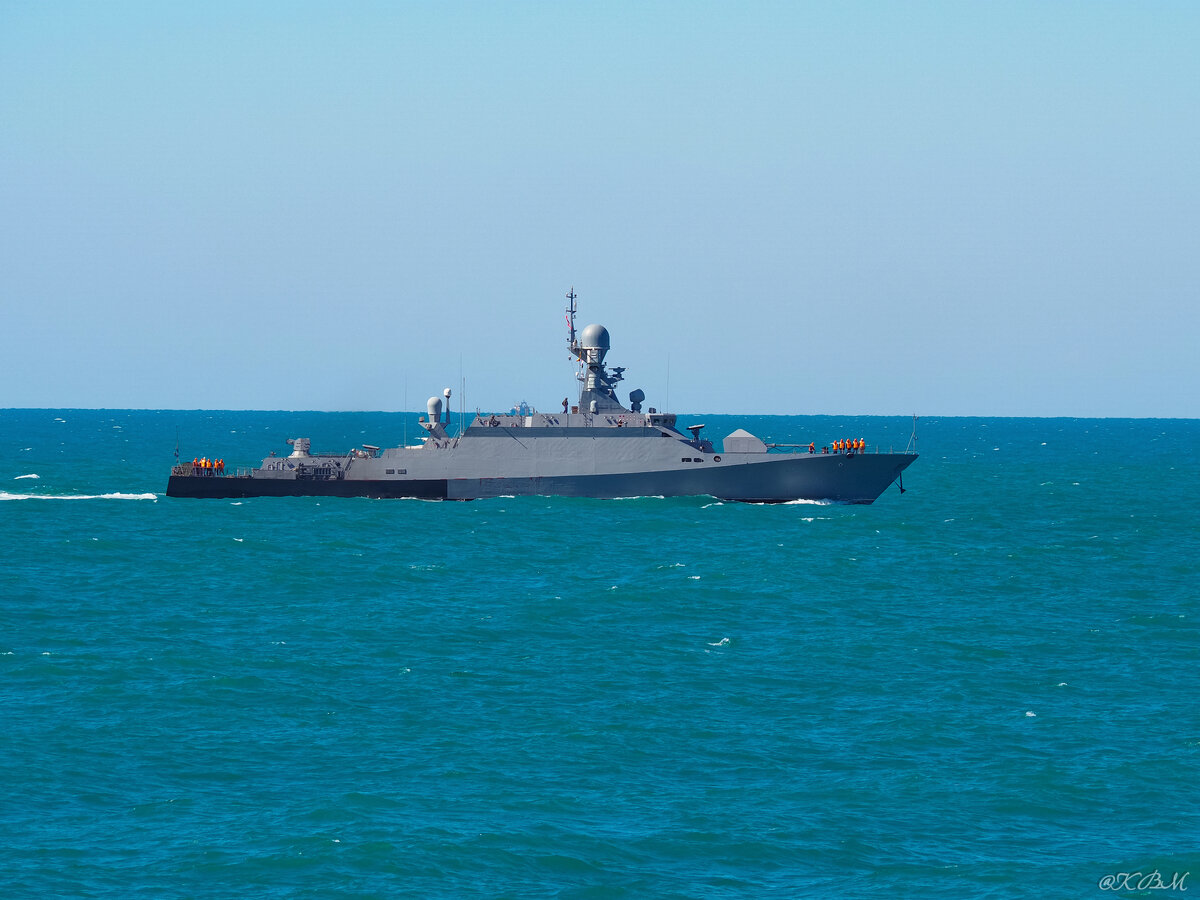 Малый ракетный корабль проекта 21631, (вероятно "Грайворон")