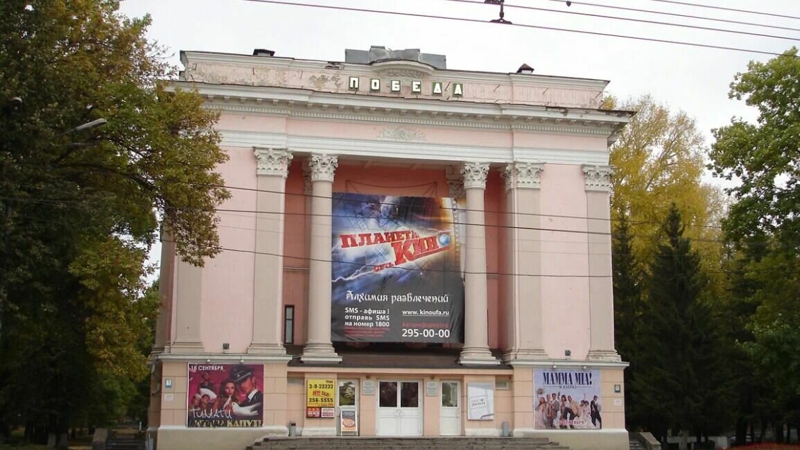    Оказывается у памятника архитектуры новый владелец.