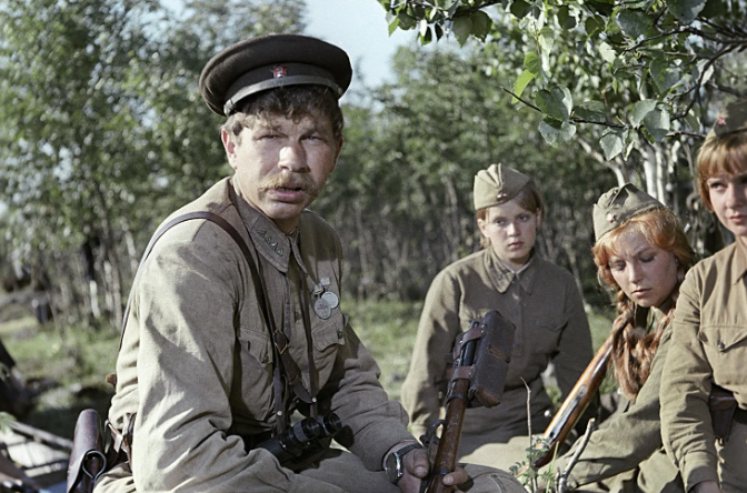 Как снимали трагичную сцену на болоте в «А зори здесь тихие» | Я люблю ...