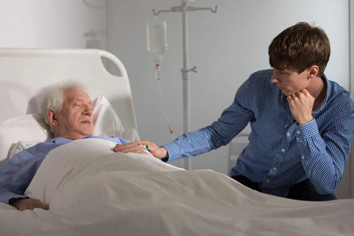 Уход за близким родственником — при определенных условиях законная причина, чтобы не служить в армии. Главное, заручиться при этом поддержкой профессионалов. 