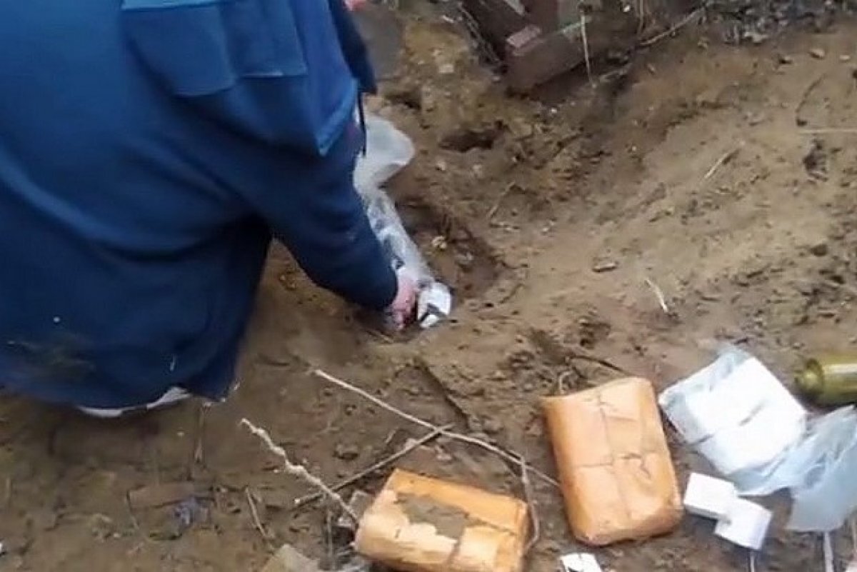    В Энергодаре у местного жителя нашли спрятанные боеприпасы
