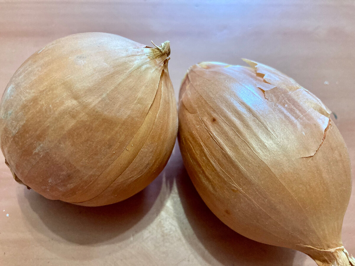 Одного лука такого размера будет достаточно.