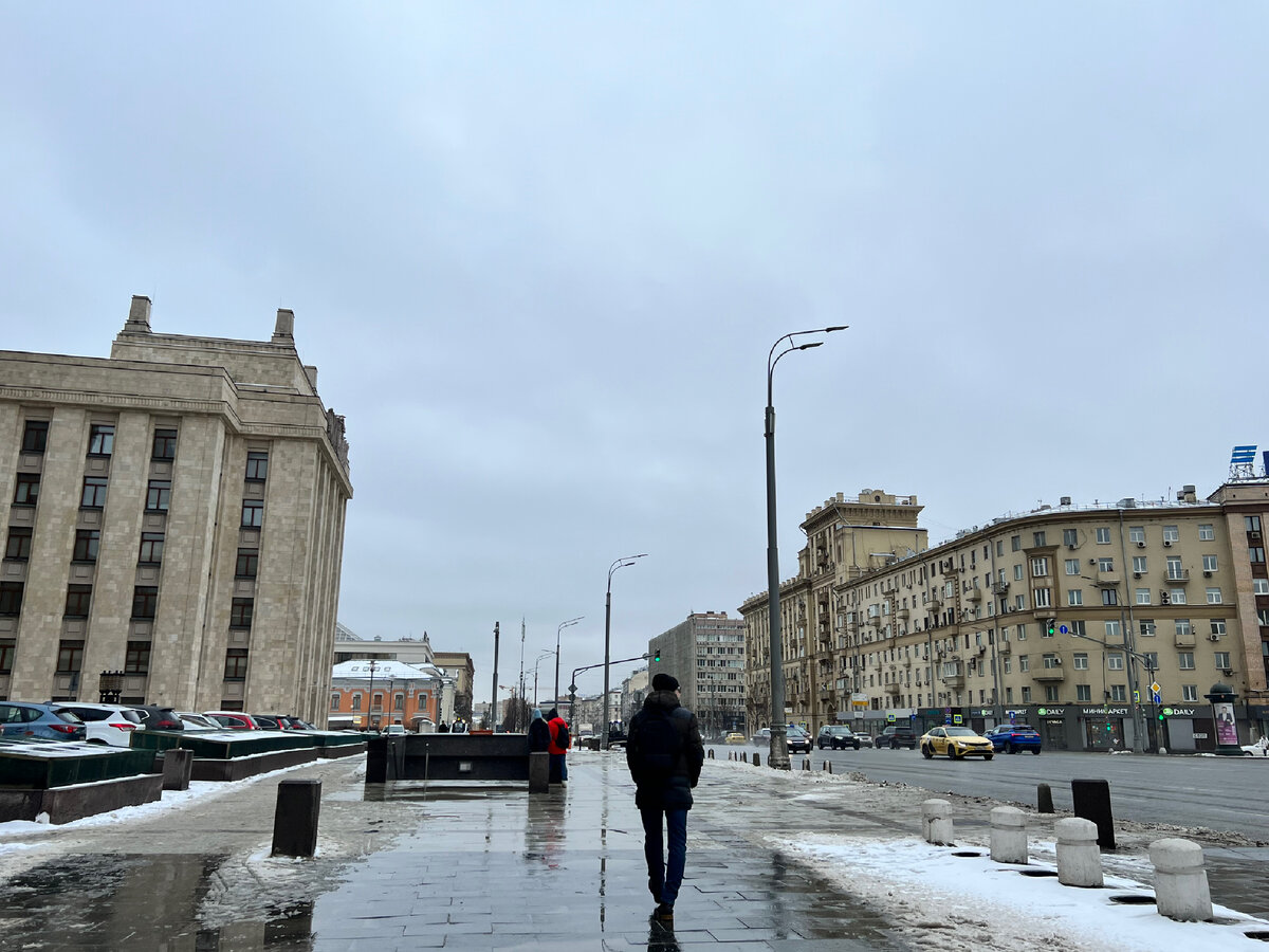 Смоленская площадь в москве