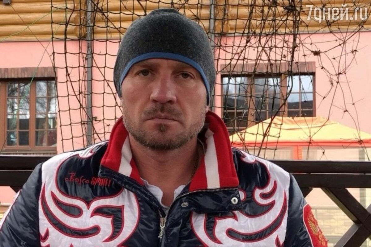    Роман Костомаров Социальные сети