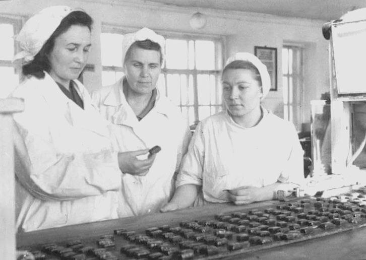контроль производства птичьего молока в СССР 