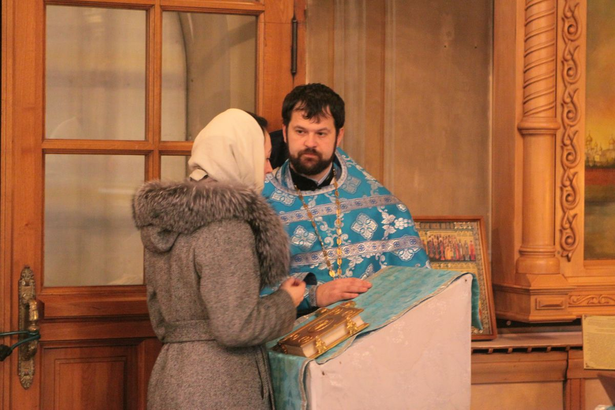 Передача исповедь. Исповедь. Епитрахиль исповедь. Передача исповедь. Исповедь духовник.