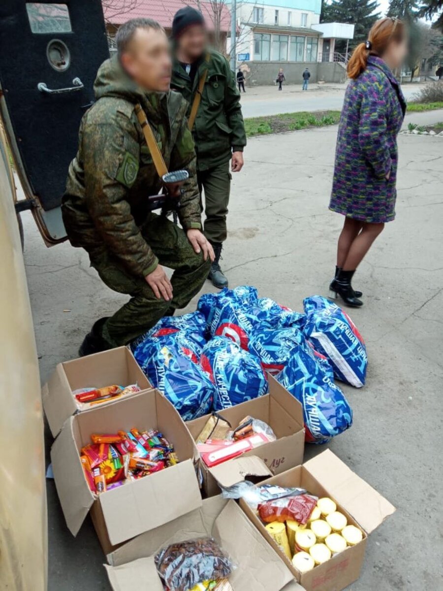  📷    Бойцы «Барс-13» передали детям Луганска гуманитарную помощь от оренбуржцев Марина Шарт