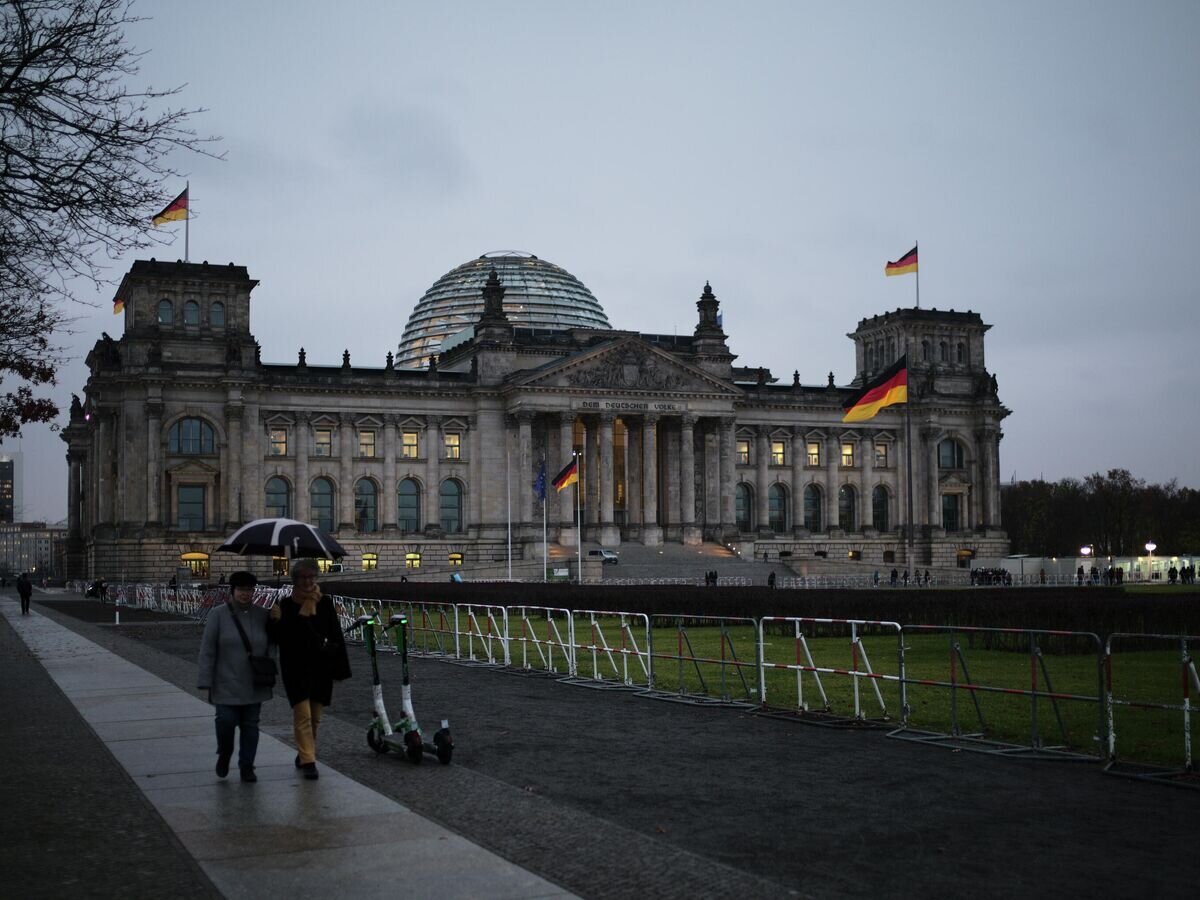    Бундестаг в Берлине© AP Photo / Markus Schreiber