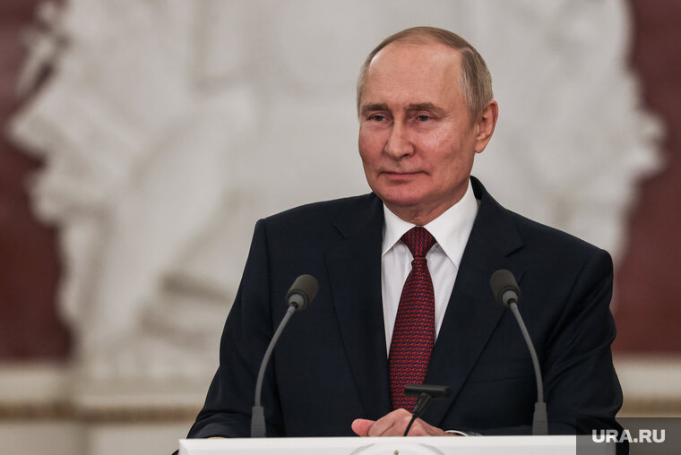    Владимир Путин поставил властям задачи по интеграции Донбасса