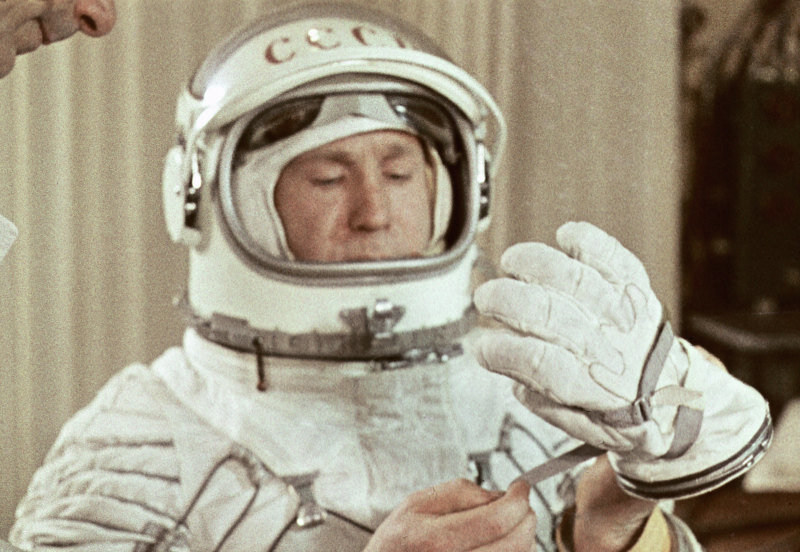     «Кроме того, художник». История космонавта Леонова